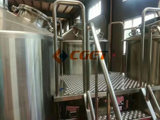 220V / het Materiaalbier die van 380V Microbrewery Installatie tot Kant en klare Brewpub-Systemen maken