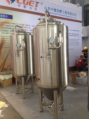 de Ambacht van 3BBL 5BBL 7BBL Bierbrouwenmateriaal met Op zwaar werk berekende Ondersteunende Benen