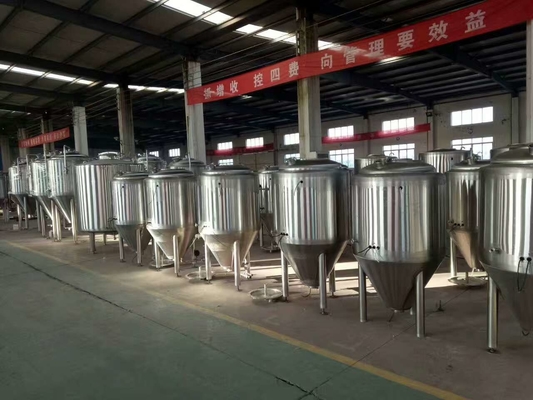 de Ambacht van 3BBL 5BBL 7BBL Bierbrouwenmateriaal met Op zwaar werk berekende Ondersteunende Benen