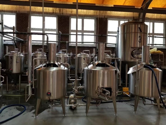 Commerciële Kleinschalige Brouwende Materiaal Brouwende Systemen 10Hl - 30Hl-brouwerij