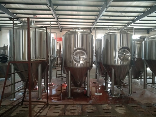 2400l beklede fermentatiotank voor van de de gistingstank van het ambachtbier roestvrij staal 304 tank unitank met carbonatiesteen