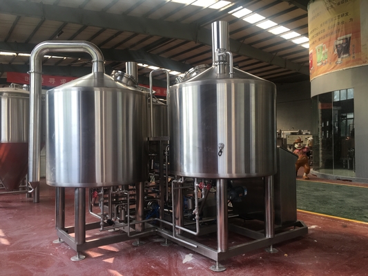 het Materiaal Middelgrote Grootte Aangepaste 380V of 220V van 3bbl 5Bbl 7Bbl 10Bbl Microbrewery