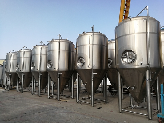 De verticale Beklede van het het Bier Kegelbier van de Gistingstank Heldere Gister 3000L