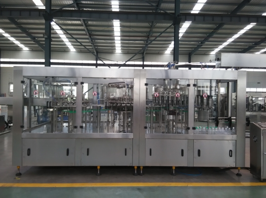 6000 BPH Geautomatiseerde de Was van het Drank Bottelende Materiaal het Vullen het Afdekken Machine