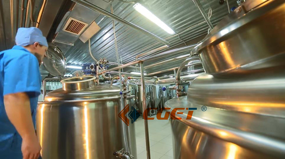 De Ambacht van SUS 304 Het Brouwende Systeem van het Bierbrouwenmateriaal 2000L met ISO-Gediplomeerd Ce
